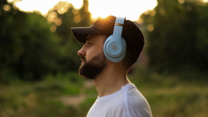 Estas son las mejores y peores canciones de la historia según ChatGPT