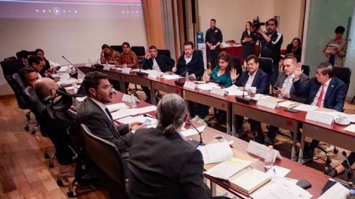 Martí Batres encabeza sesión de Cabildo con las alcaldesas y alcaldes capitalinos