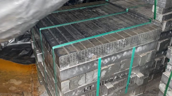 FOTOS: Catean bodega donde almacenaban lingotes de aluminio robado en Edomex