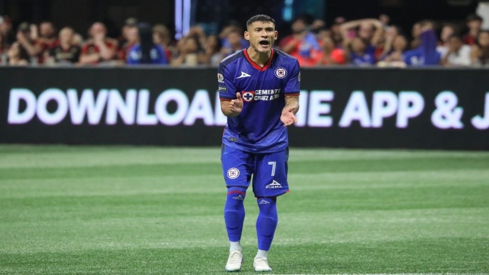 Cruz Azul podría hacer un último fichaje