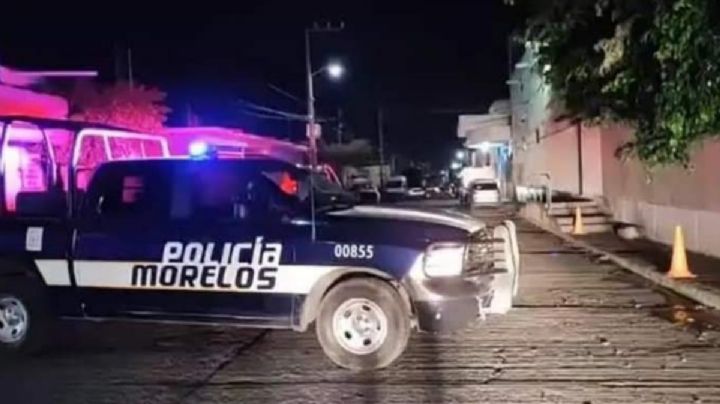 Paramédicos acuden a atender emergencia, los interceptan y los acribillan, en Morelos