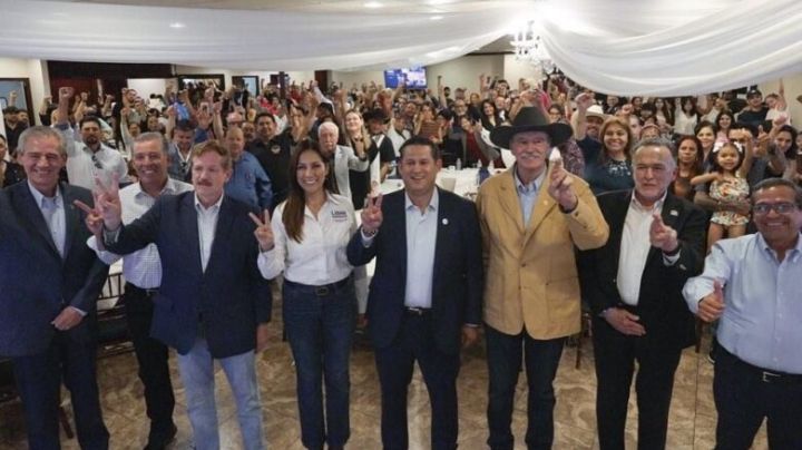 Fox, Diego y Márquez con Libia en California