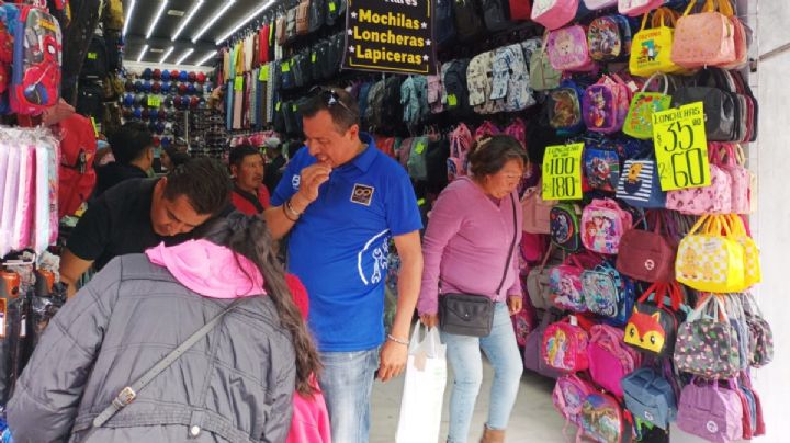 Regreso a clases: por compras de última hora abarrotan locales de la ciudad