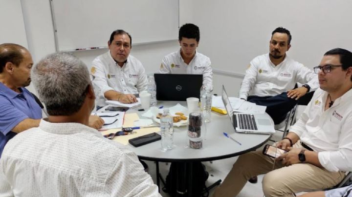 Sedecop y Desarrollo Económico vinculan a dos empresas para exportar productos