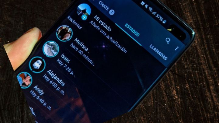 Las 5 razones por las que debes activar sí o sí tu "modo oscuro" en WhatsApp