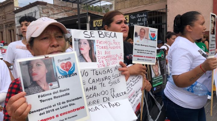 “¡Únete Únete que tu hijo puede ser!” decenas de personas marchan por los desparecidos