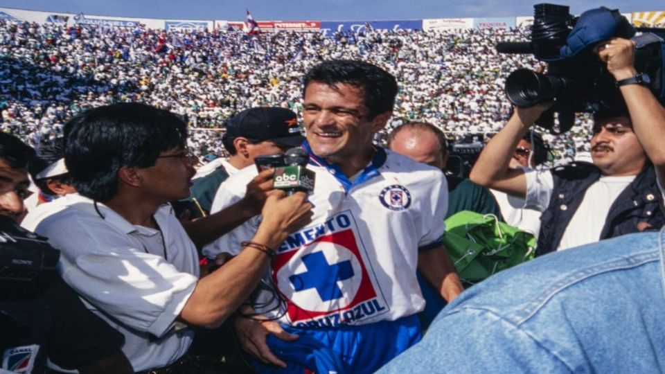 Carlos Hermosillo lanza crítica a Cruz Azul