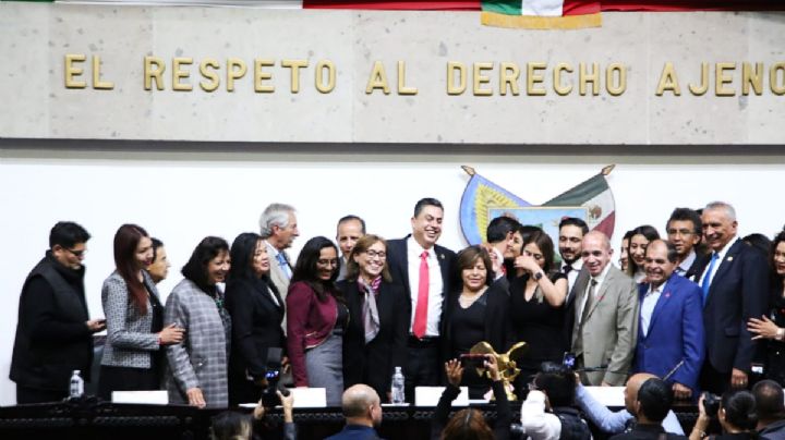 Asume Osiris Leines presidencia del Congreso local con respaldo de Grupo Universidad