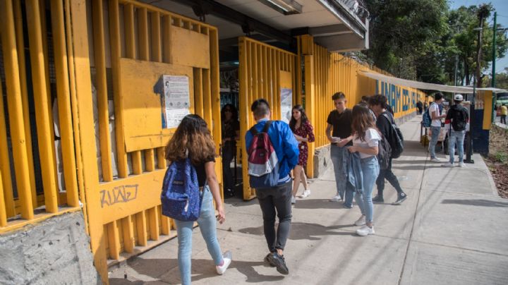 ¿Cuándo volverán los alumnos de CCH y Prepas de la UNAM a clases? Esto sabemos