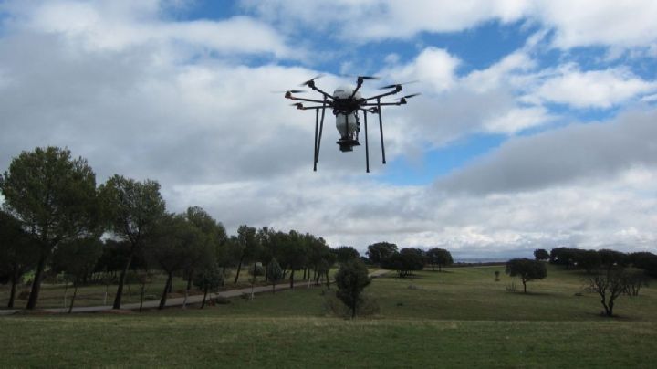 Narcodrones son captados en acción; se preparan para enfrentamiento armado