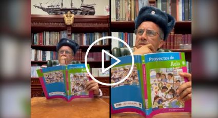 Disfrazado de ruso, Cuitláhuac se burla de críticas por comunismo en nuevos libros de texto (+video)