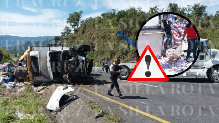 Vuelca tráiler con Yakult y los rapiñan en Cumbres de Maltrata