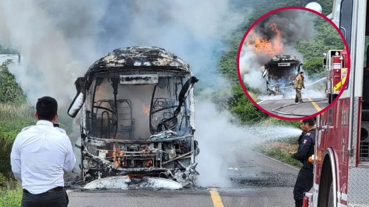 Arde autobús de Flecha Amarilla; pasajeros se salvan