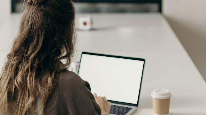 Jóvenes Construyendo el Futuro: Este es el correo que no debes de abrir; es fraude