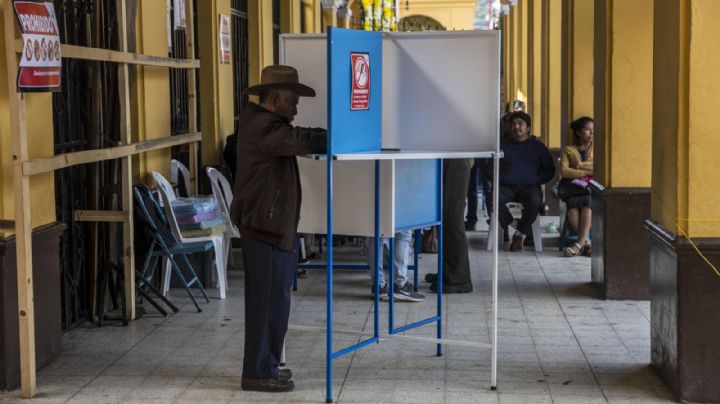 Elecciones Guatemala: El voto por voto enfrenta a las autoridades judicial y electoral