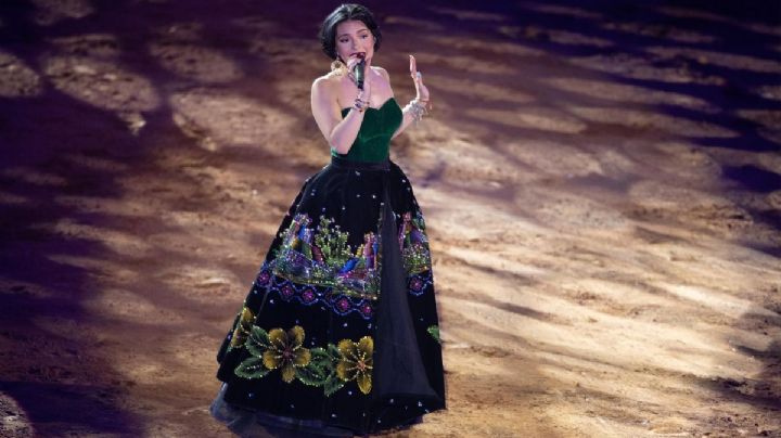 FOTOS: Ángela Aguilar y los vestidos mexicanos más impresionantes que forman parte de su guardarropa