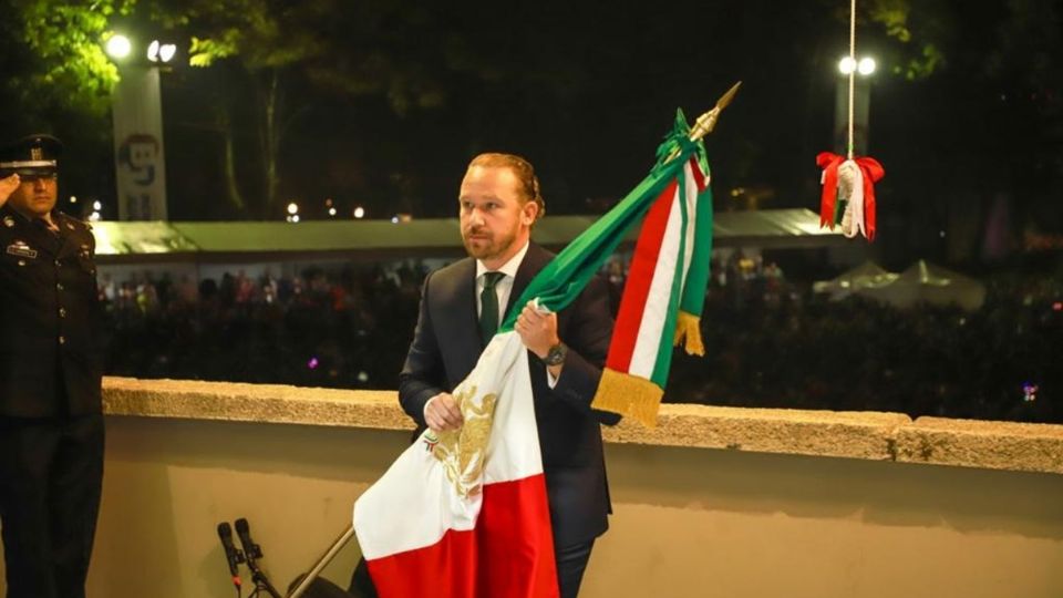 Santiago Taboada da su último Grito de Independencia en Benito Juárez