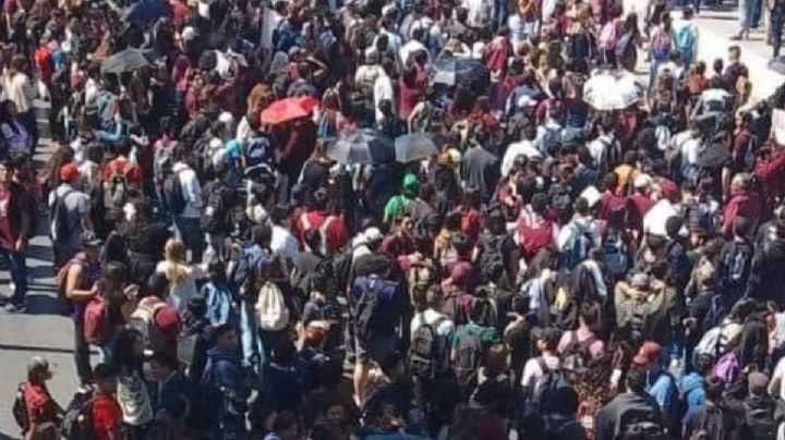 Estudiantes del Tec de Saltillo protestan; directivos utilizaron campus como cantina