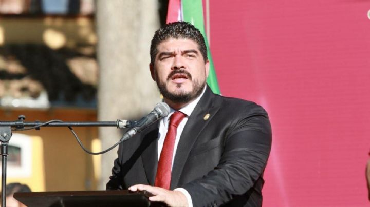 Zenyazen Escobar, secretario de Educación, se "destapa" para gubernatura por Morena