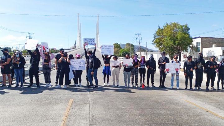 Estudiantes de universidades privadas se suman a protestas a favor del IDA