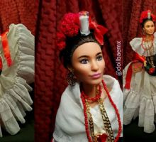 En Minatitlán, Magdalena creó la "Barbie Jarocha" y se hizo viral