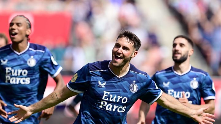 Santiago Giménez está imparable, así fue su doblete en goleada del Feyenoord