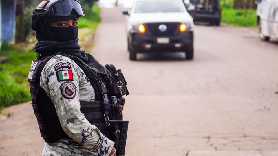 En Apatzingán y ante limoneros, el comandante Enrique Covarrubias afirma que el presidente López Obrador ya decidió erradicar de Michoacán a las organizaciones delictivas