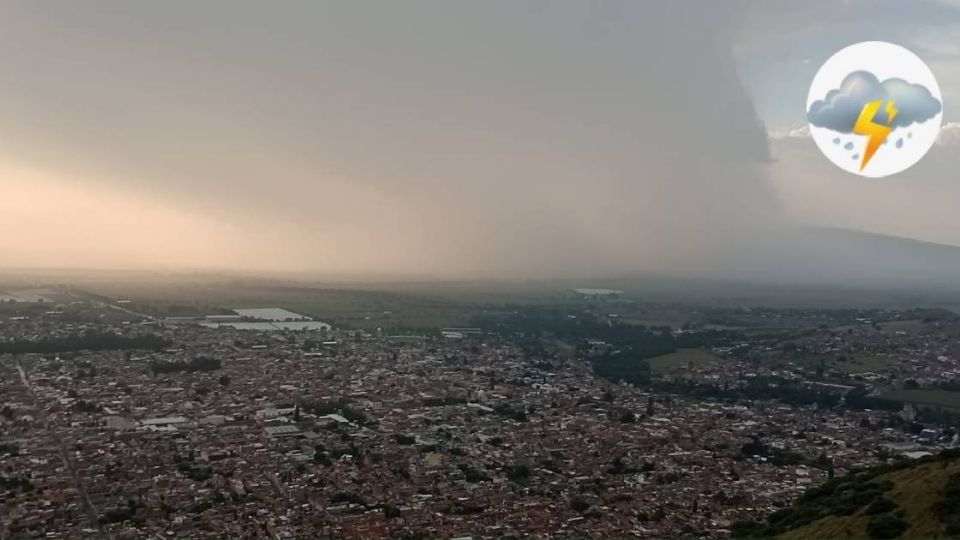 La lluvia de ayer en Acámbaro, vista desde el Cerro del Toro.