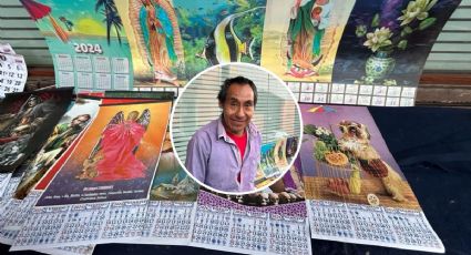 Alberto vende calendarios en el centro de Xalapa desde hace 30 años