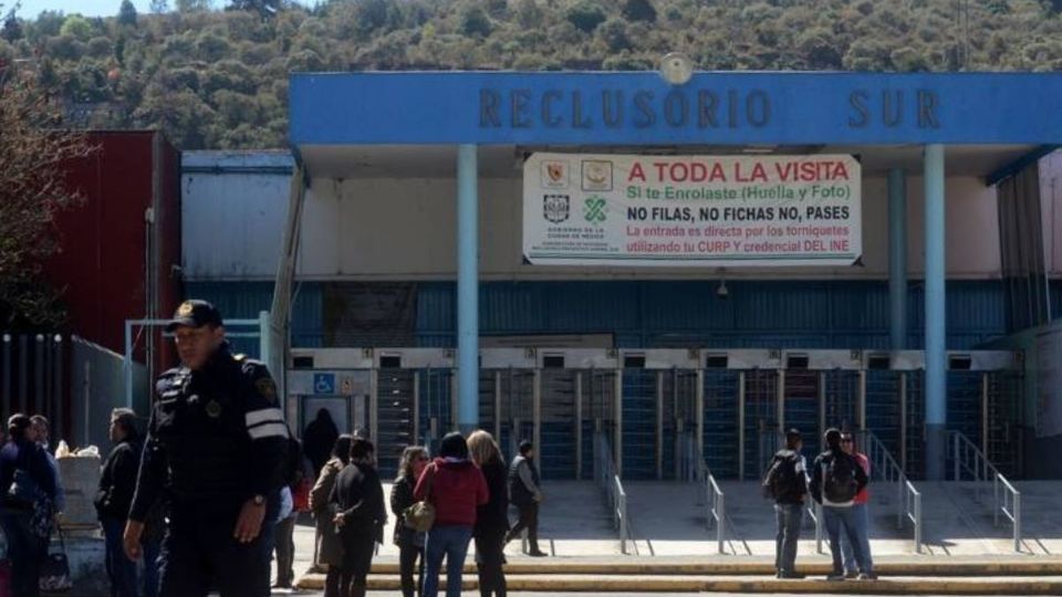 El hallazgo ocurrió el día de ayer, cuando personal de seguridad de la Subsecretaría del Sistema Penitenciario realizaba un recorrido de supervisión en la zona cuatro del Reclusorio Preventivo Varonil Sur