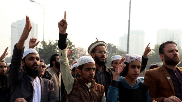 SRE pide a mexicanos salir de algunos países de Medio Oriente por tensiones