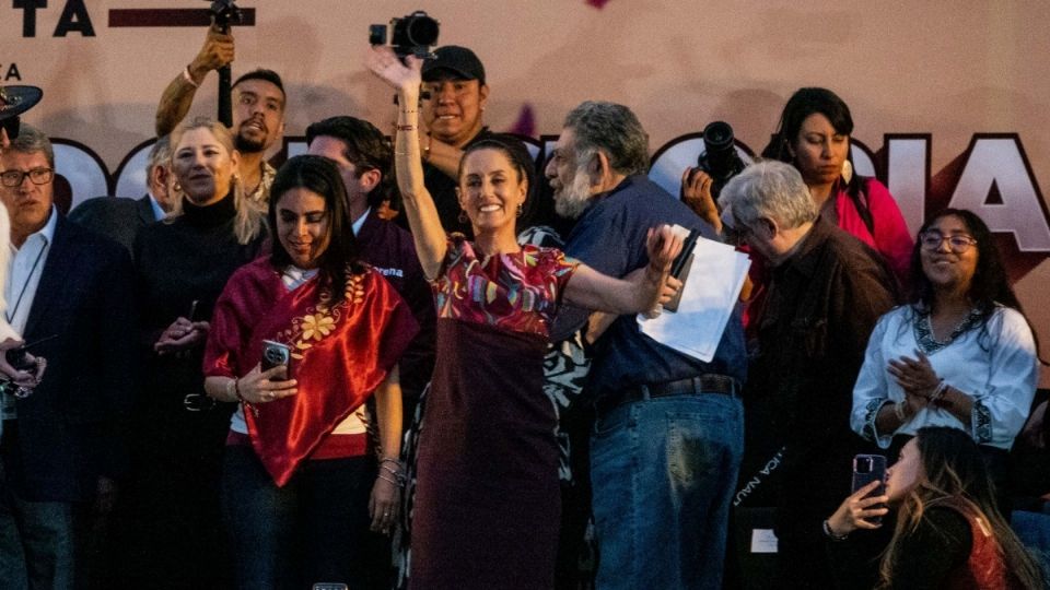 Sheinbaum en el cierre de su precampaña en el Monumento a la Revolución