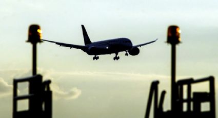 Vuelven aviones Boeing a volar; los había bajado EU por un accidente