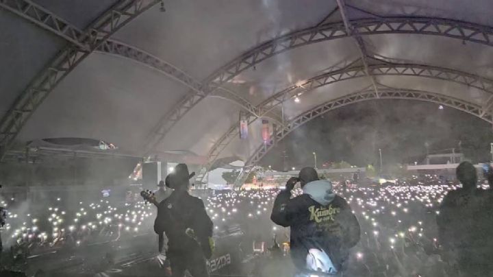 A la brava: fans de Kumbre con K tiran vallas y hasta suben a medio metro al escenario