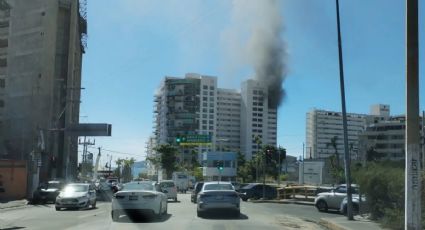 Acapulco, mal y de malas: se incendia hotel tras devastación por Otis | VIDEO