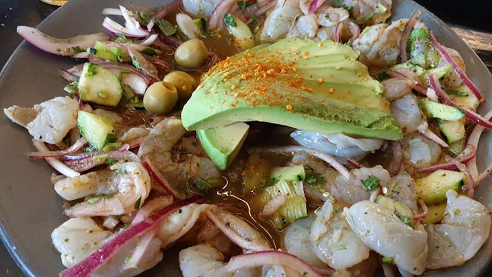 En León existen diferentes lugares y sitios para comer mariscos, platillos que durante la cuaresma elevan su consumo.