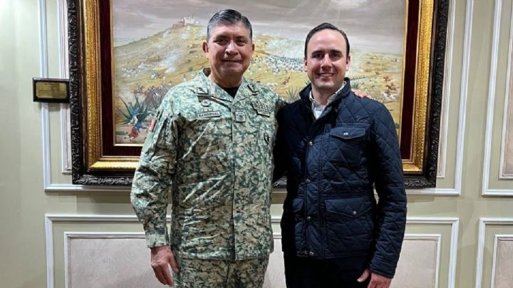 Se reúne el Gobernador Manolo Jiménez con el General Secretario de la Defensa Nacional