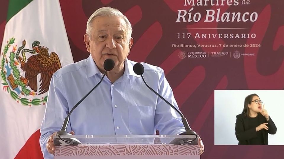 Desde Veracruz, AMLO promete revisar contrarreforma laboral de pensiones