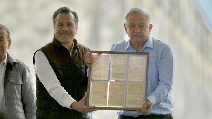 Es por ser “honesto”: Cuitláhuac tras ser abucheado en evento con AMLO