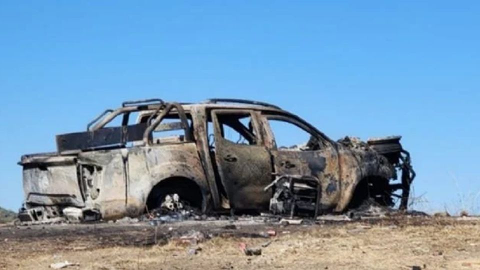 Auto calcinado encontrado en la zona del enfrentamiento