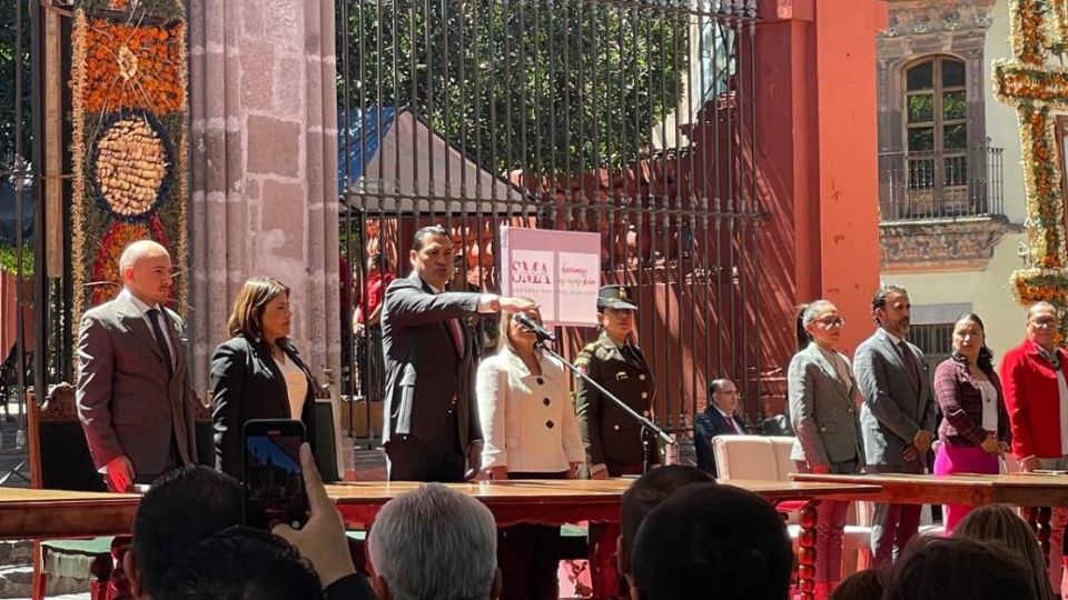 En su mensaje, el alcalde Mauricio Trejo asumió el cargo de su segundo periodo y tomó protesta a los nuevos miembros del Ayuntamiento.