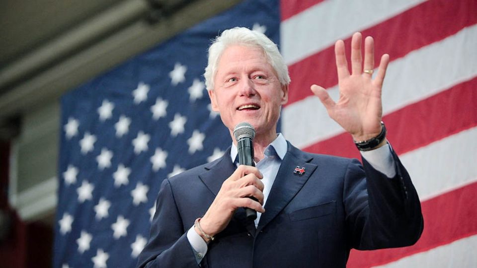 Expresidente Clinton se suma a contienda electoral en EU