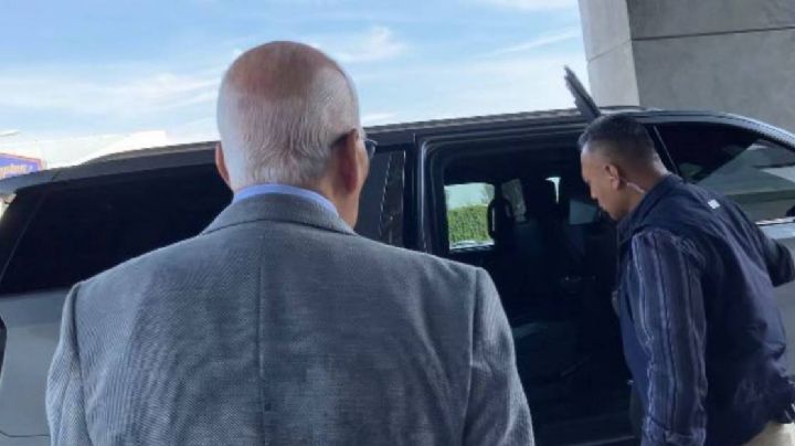 Exalcalde de Celaya se lleva 5 camionetas blindadas para seguridad