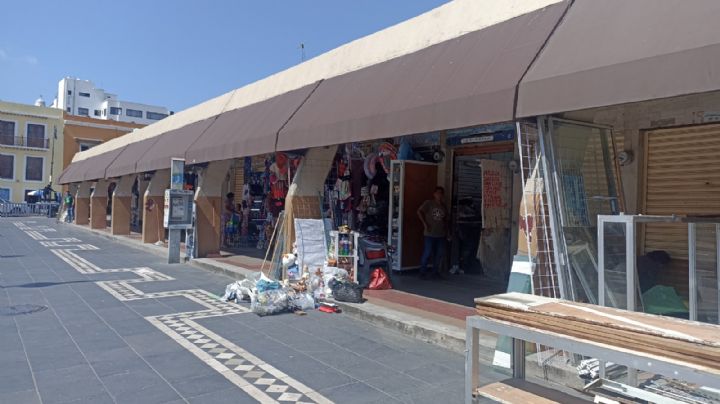 Más de 40 años del Mercado de Artesanías: el negocio de Constantino