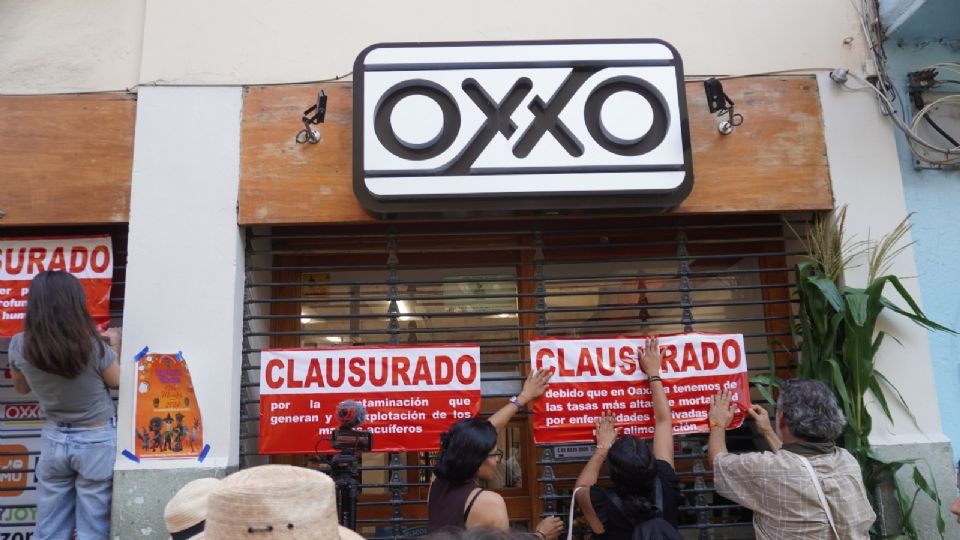 “Clausuran” OXXO de Oaxaca en el marco del Día Mundial de la Alimentación