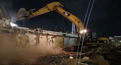 Inicia demolición de locales del Mercado de Artesanías de Veracruz