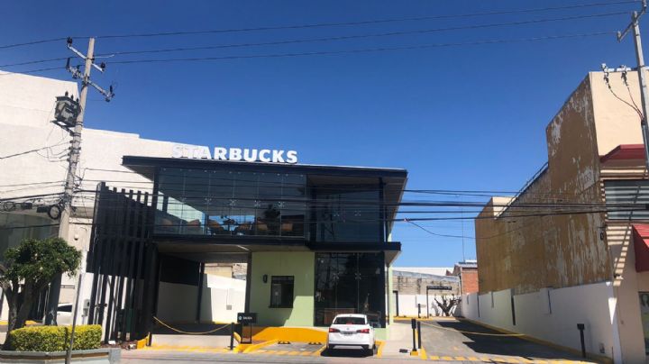 Abren Starbucks en zona piel con modelo parecido a Caffenio