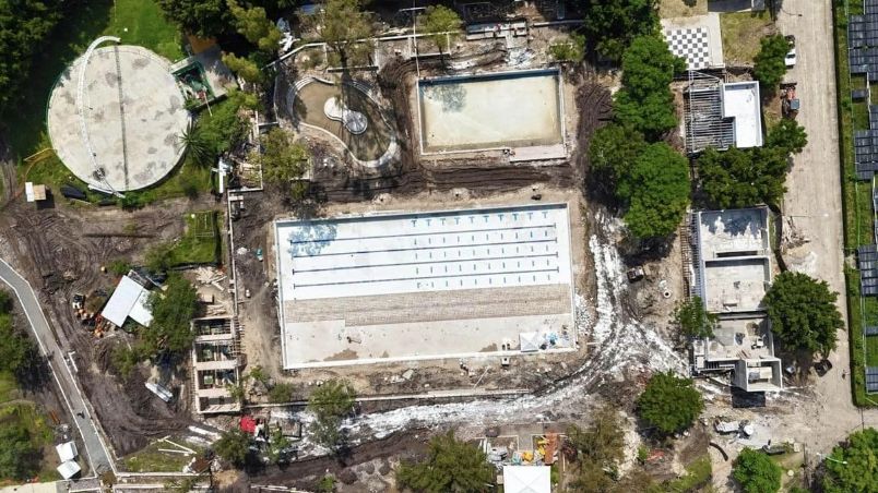 Vista aérea del nuevo Centro Acuático en la Deportiva Enrique Fernández Martínez