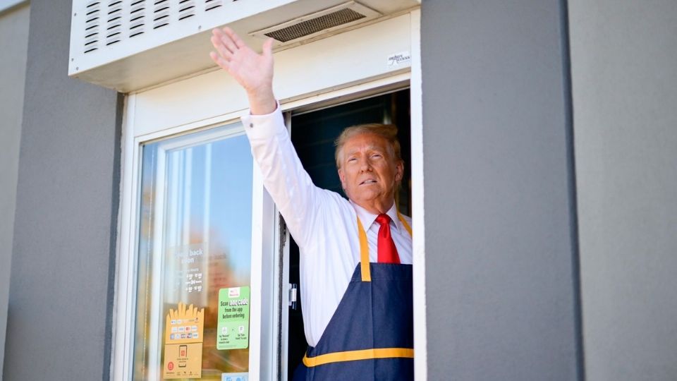 Trump  es un gran consumidor de comida rápida que en 2019 repartió hamburguesas de McDonald's en un evento de la Casa Blanca.