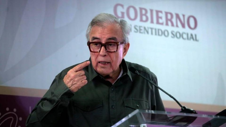 El gobernador Rubén Rocha Moya ofreció una conferencia en la que aseguró que la versión de la FGR es 'probable' que sea cierta.
